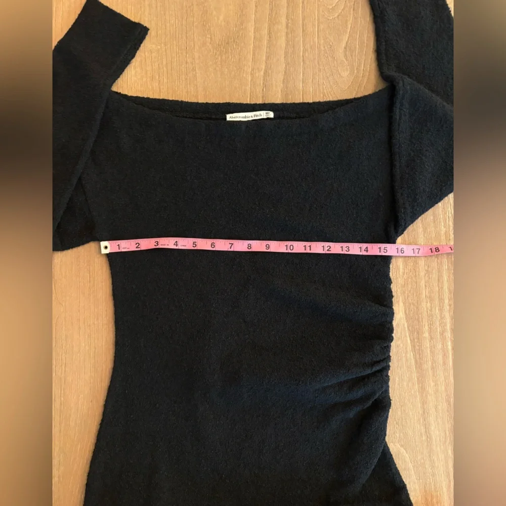 Abercrombie & Fitch Boucle Knit Off Shoulder Ruched Maxi Dress Medium Petite NWT
